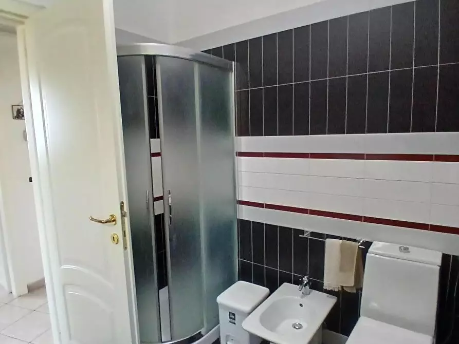 Immagine 23 di Appartamento in vendita  a Rosignano Marittimo