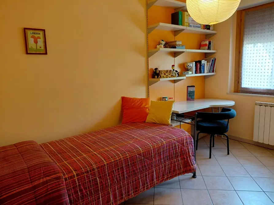 Immagine 17 di Appartamento in vendita  a Colle Di Val D'elsa