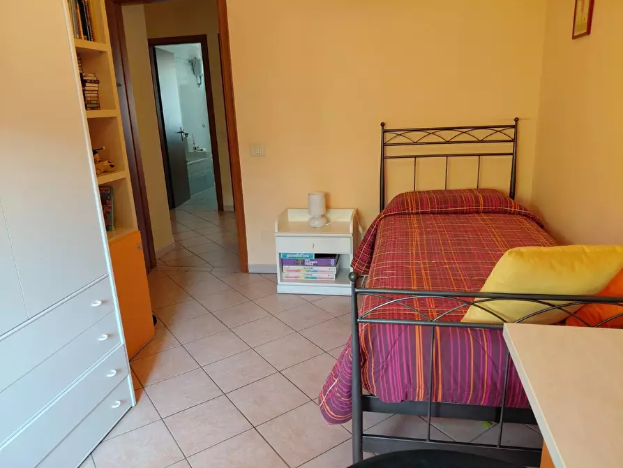 Immagine 19 di Appartamento in vendita  a Colle Di Val D'elsa