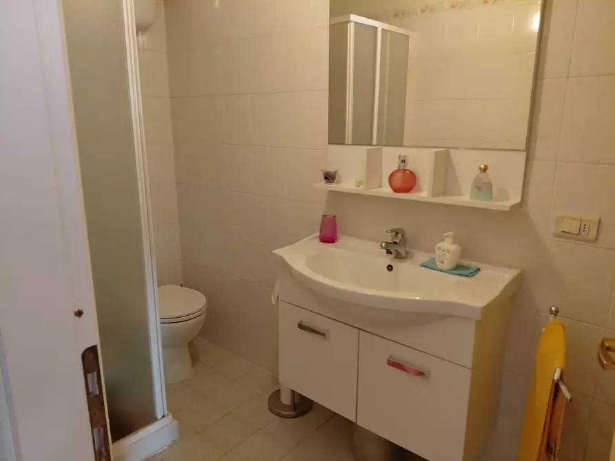 Immagine 26 di Appartamento in vendita  a Colle Di Val D'elsa