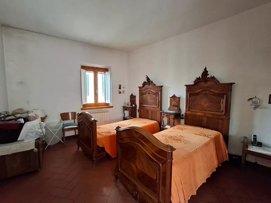 Immagine 18 di Terratetto in vendita  a Capraia E Limite