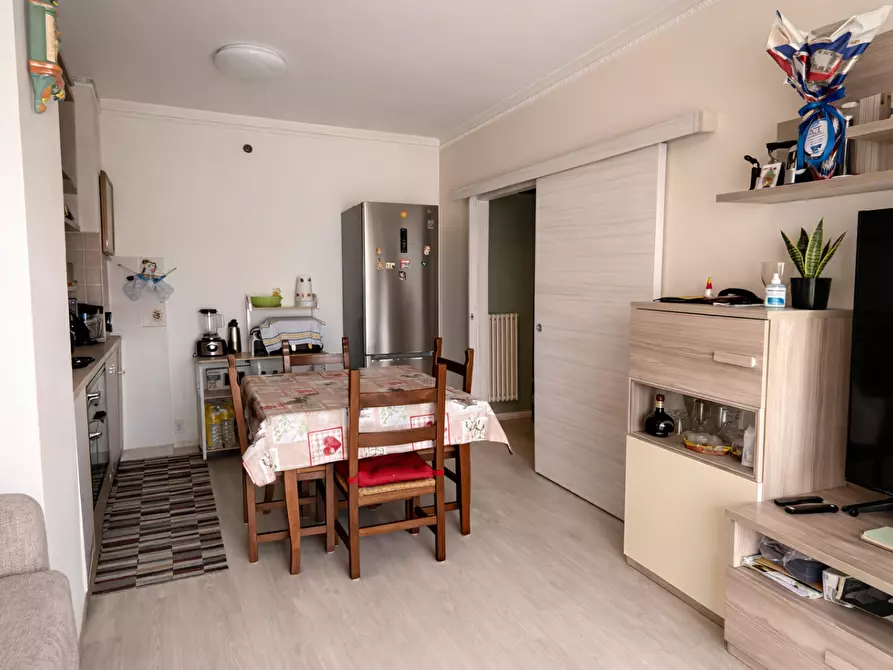 Immagine 1 di Appartamento in vendita  a Carrara