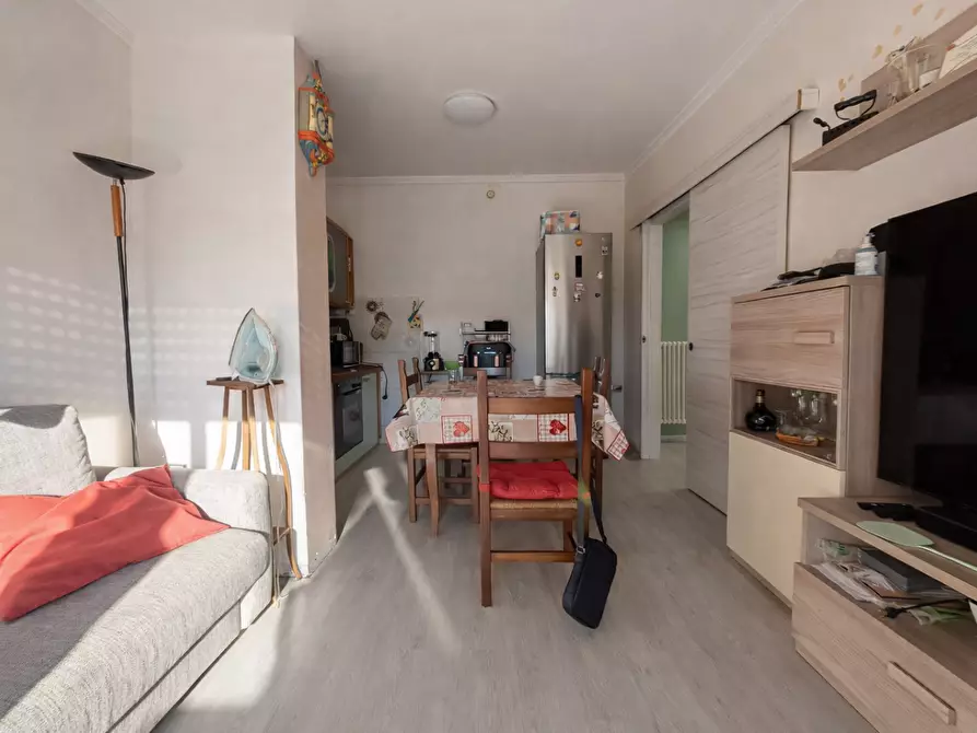 Immagine 4 di Appartamento in vendita  a Carrara