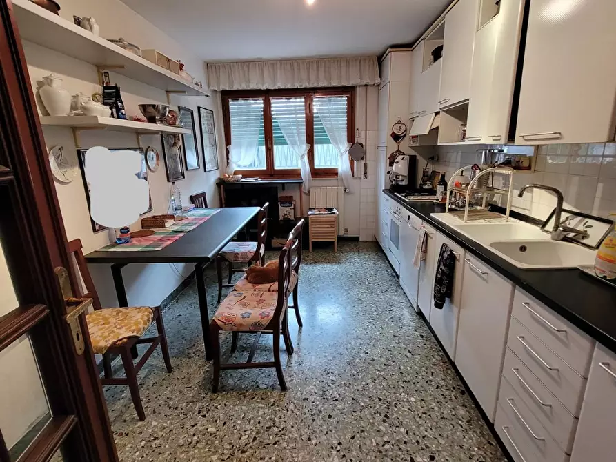 Immagine 15 di Villa in vendita  a Empoli