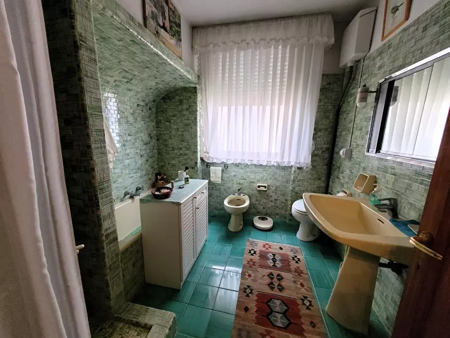 Immagine 16 di Villa in vendita  a Empoli