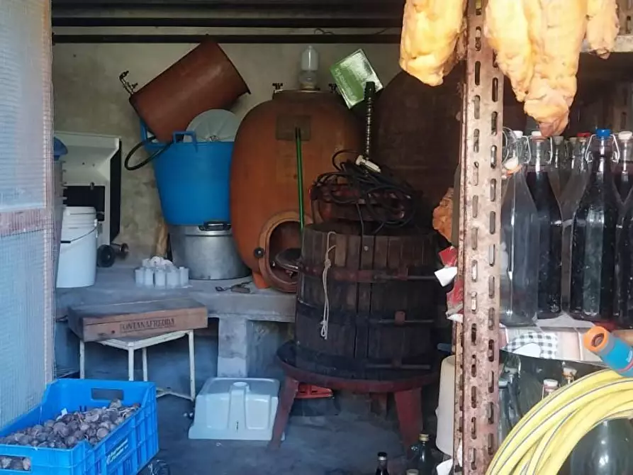 Immagine 37 di Casa indipendente in vendita  a Calci