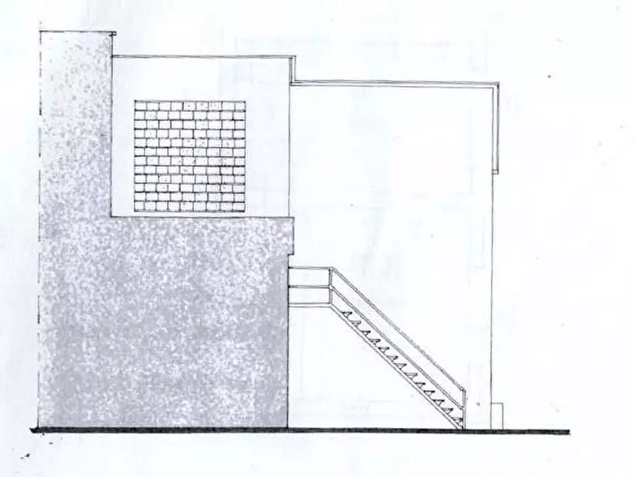 Immagine 25 di Deposito in vendita  a Lucca