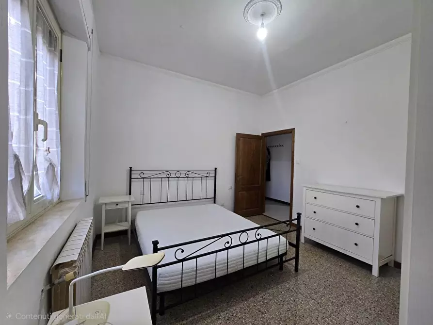 Immagine 50 di Appartamento in vendita  a Siena