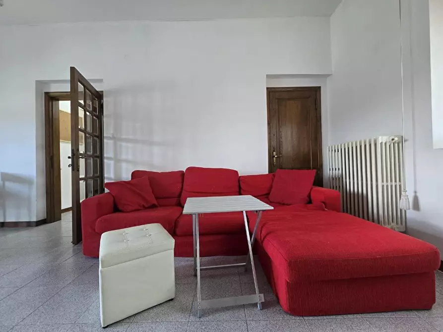 Immagine 7 di Appartamento in vendita  a Siena