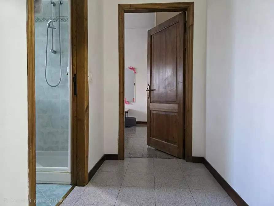 Immagine 20 di Appartamento in vendita  a Siena
