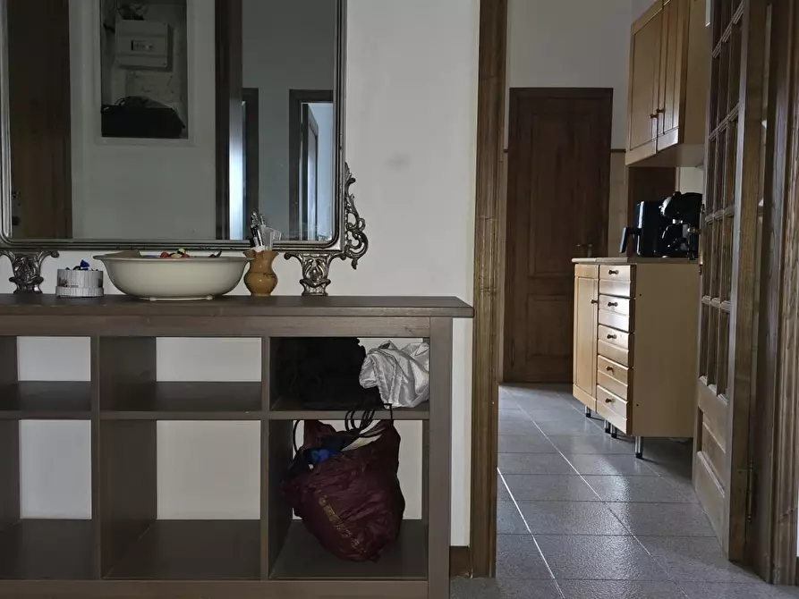 Immagine 17 di Appartamento in vendita  a Siena