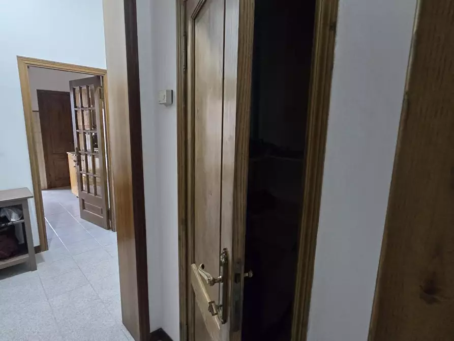 Immagine 23 di Appartamento in vendita  a Siena
