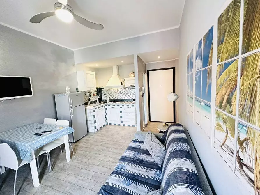 Immagine 11 di Appartamento in vendita  a Sarzana