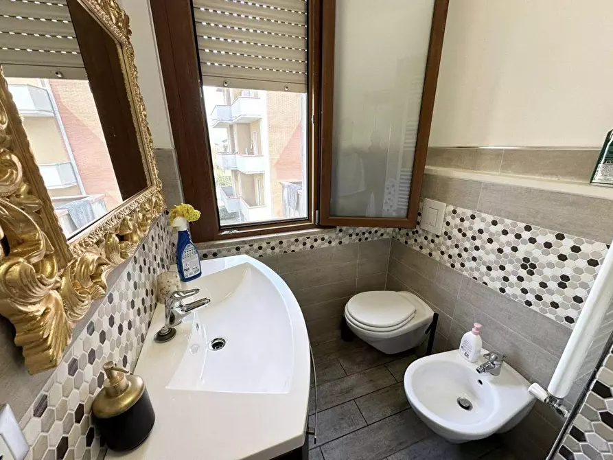 Immagine 17 di Appartamento in vendita  a Sarzana