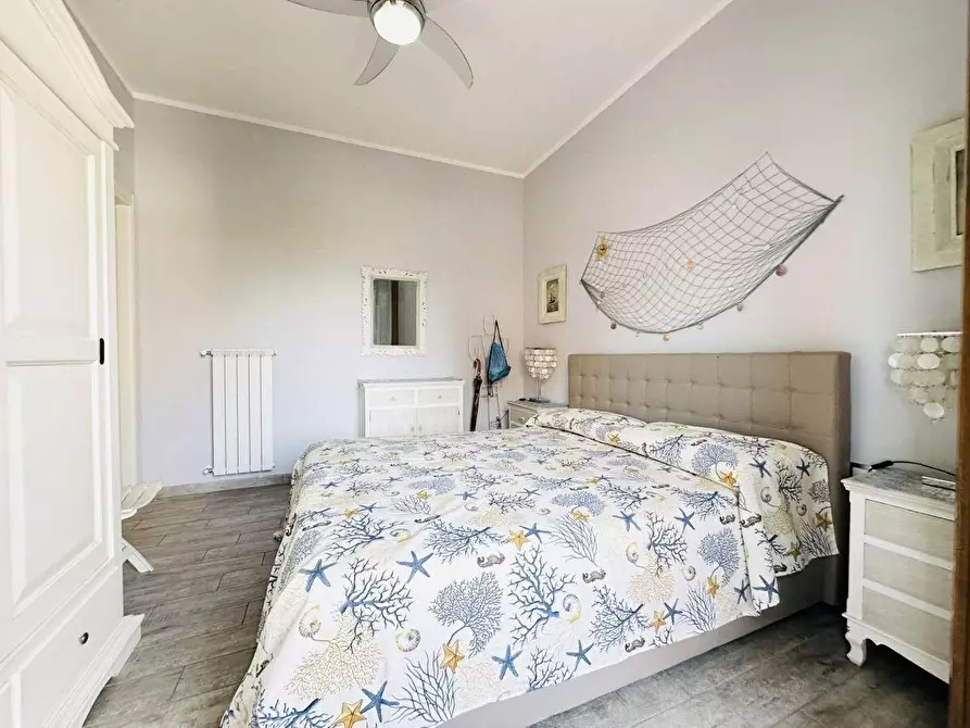 Immagine 25 di Appartamento in vendita  a Sarzana