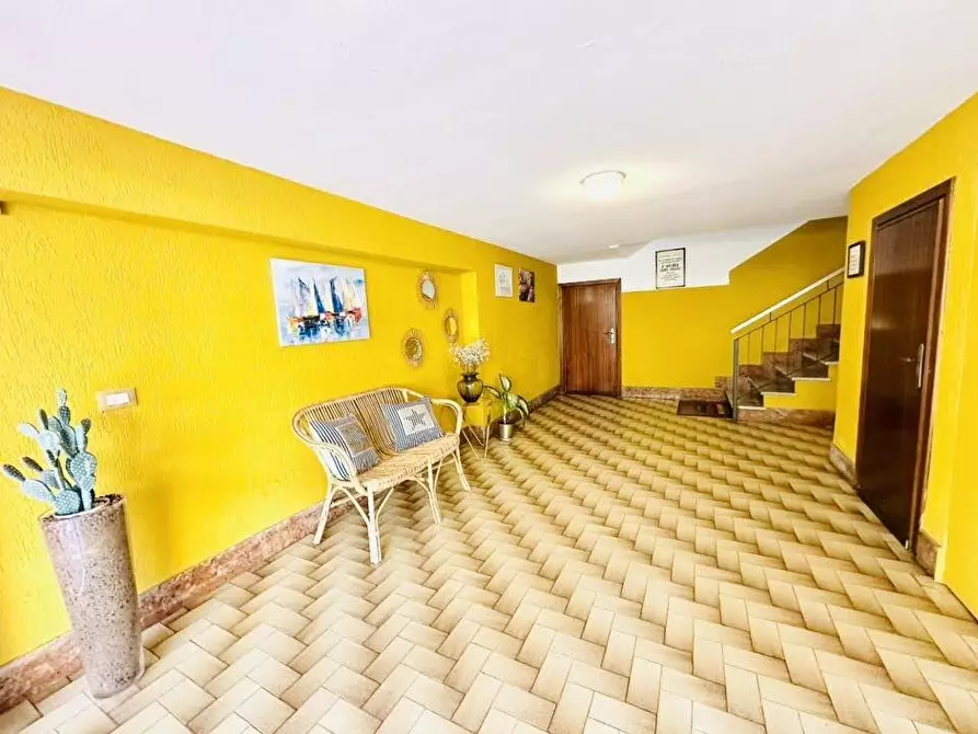 Immagine 2 di Appartamento in vendita  a Sarzana