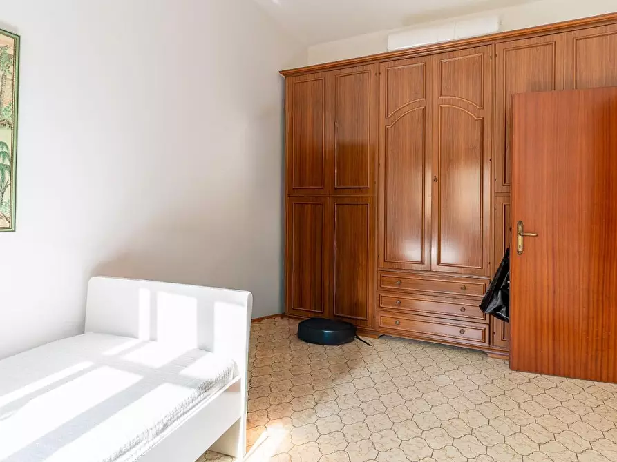 Immagine 10 di Appartamento in vendita  a Vinci