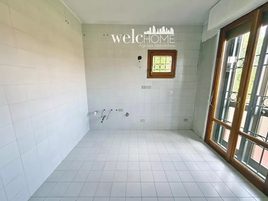 Immagine 11 di Villetta a schiera in vendita  a Campi Bisenzio