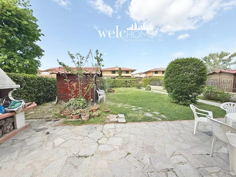 Immagine 4 di Villetta a schiera in vendita  a Campi Bisenzio