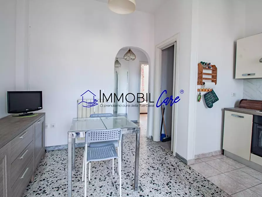 Immagine 9 di Appartamento in vendita  a Livorno