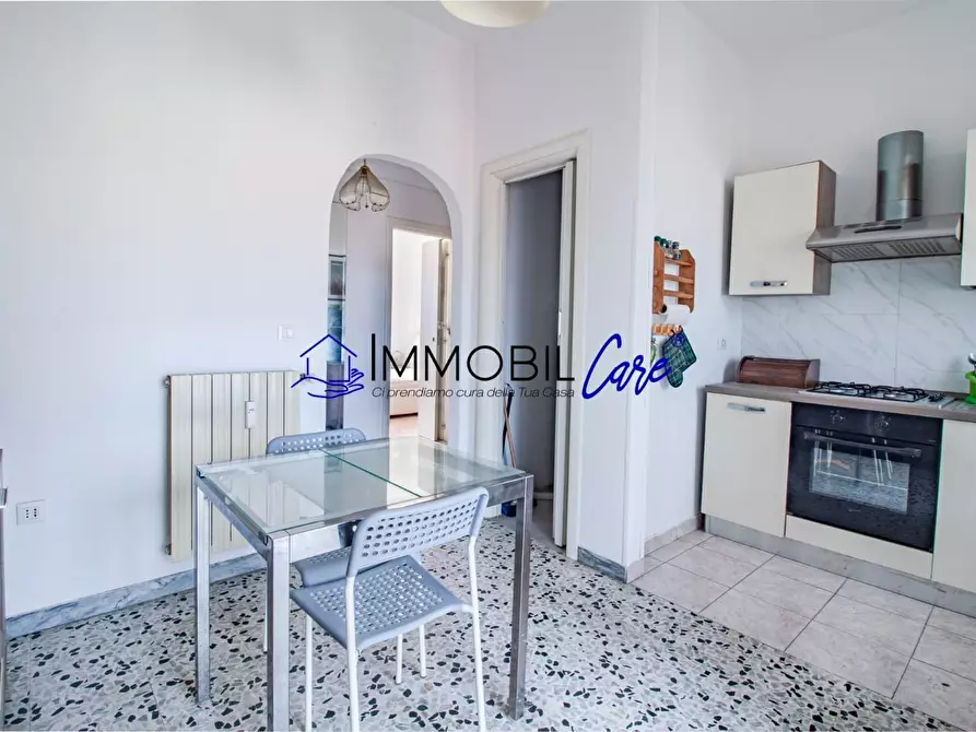 Immagine 8 di Appartamento in vendita  a Livorno