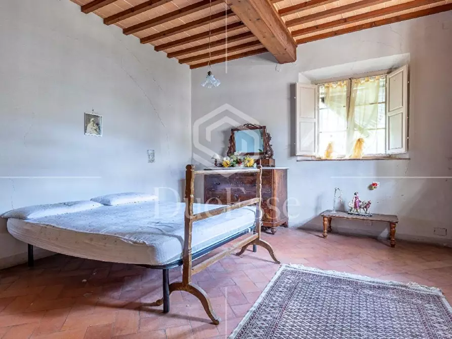 Immagine 6 di Villa in vendita  a Vicopisano