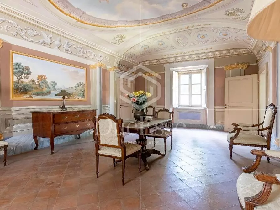 Immagine 11 di Villa in vendita  a Vicopisano