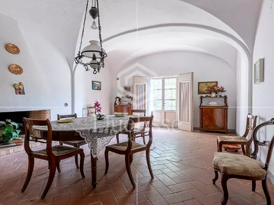 Immagine 5 di Villa in vendita  a Vicopisano