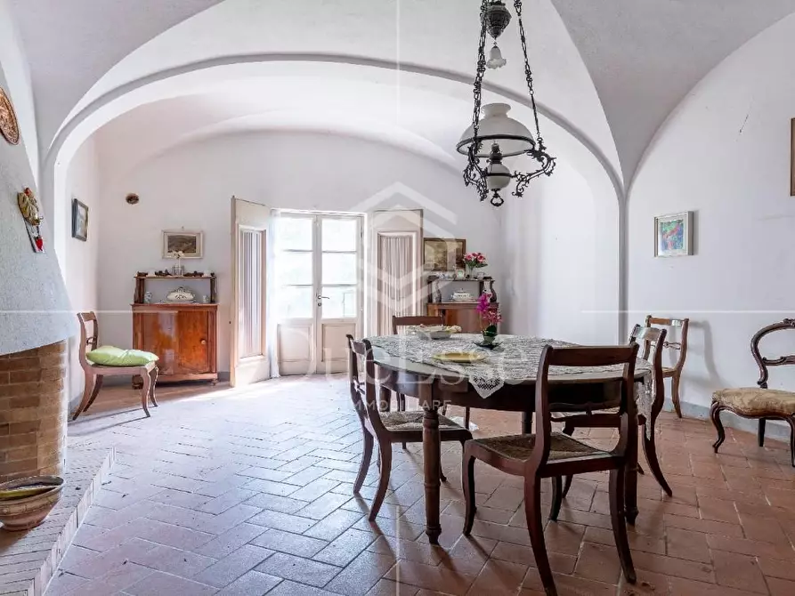 Immagine 4 di Villa in vendita  a Vicopisano