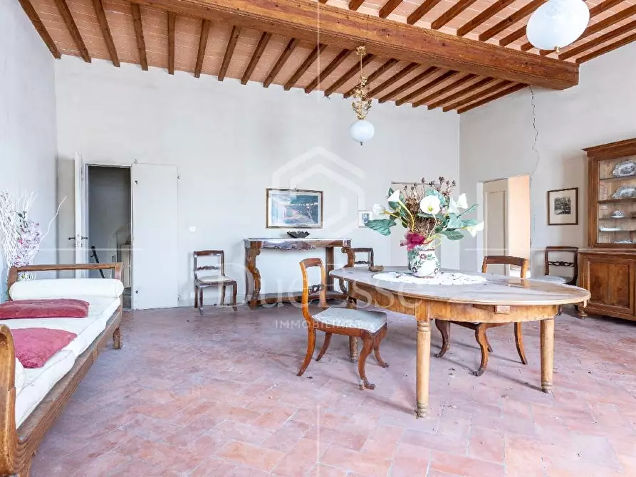 Immagine 8 di Villa in vendita  a Vicopisano