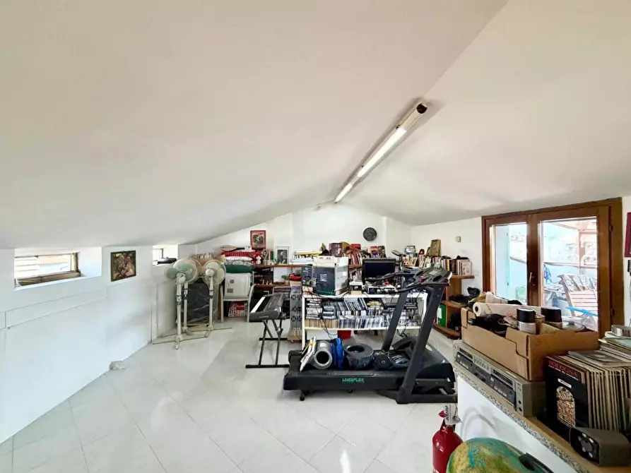 Immagine 26 di Villetta a schiera in vendita  a Empoli