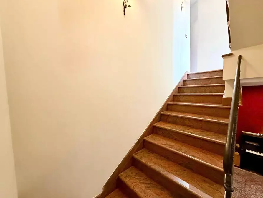 Immagine 9 di Villetta a schiera in vendita  a Empoli