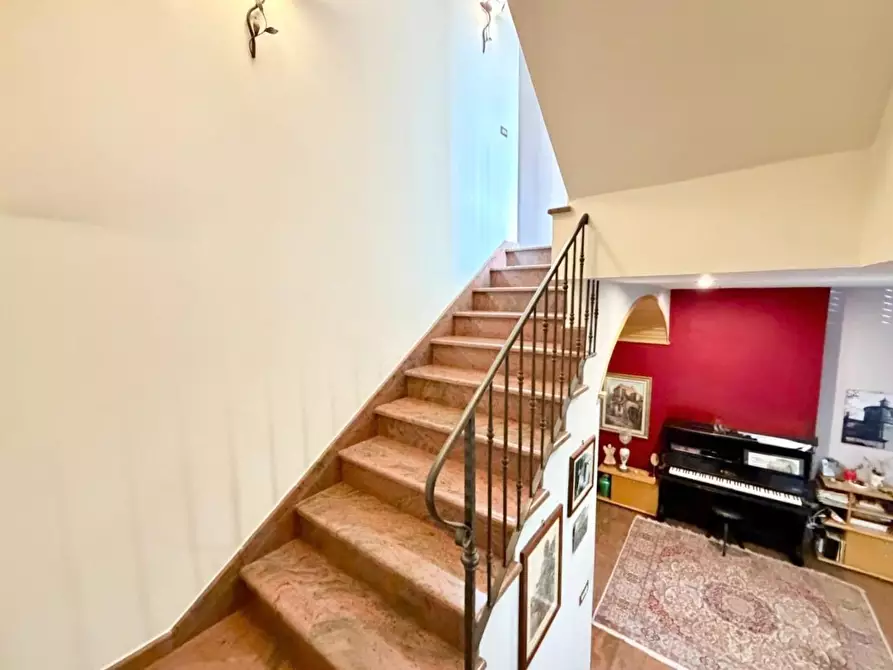 Immagine 43 di Villetta a schiera in vendita  a Empoli