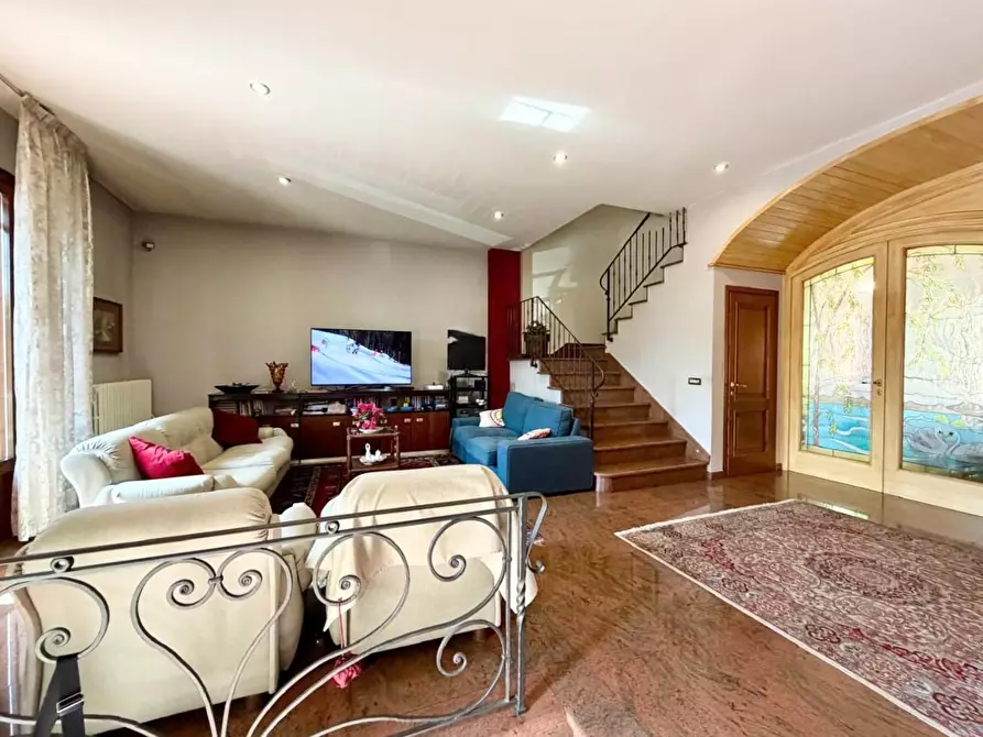 Immagine 31 di Villetta a schiera in vendita  a Empoli