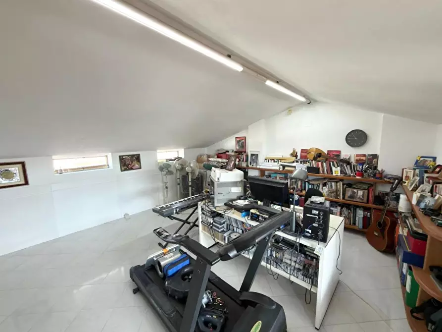 Immagine 49 di Villetta a schiera in vendita  a Empoli