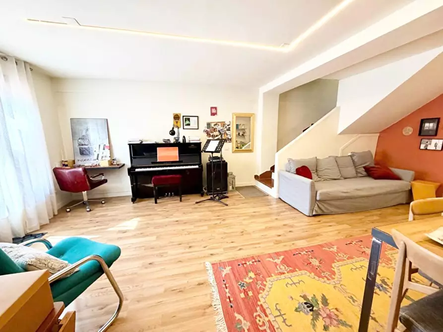 Immagine 54 di Villetta a schiera in vendita  a Empoli