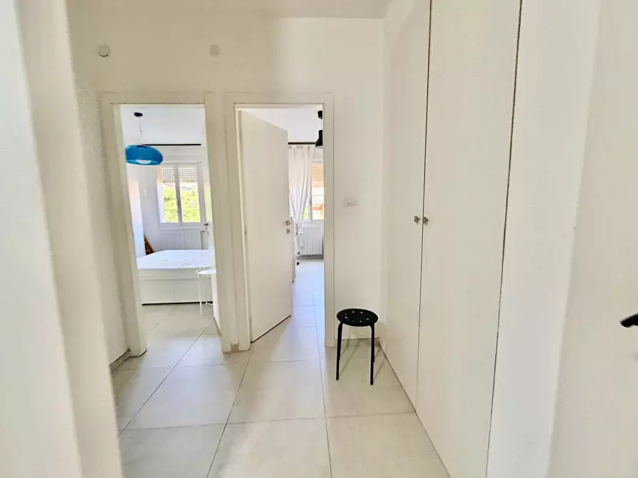 Immagine 6 di Appartamento in affitto  a Massa