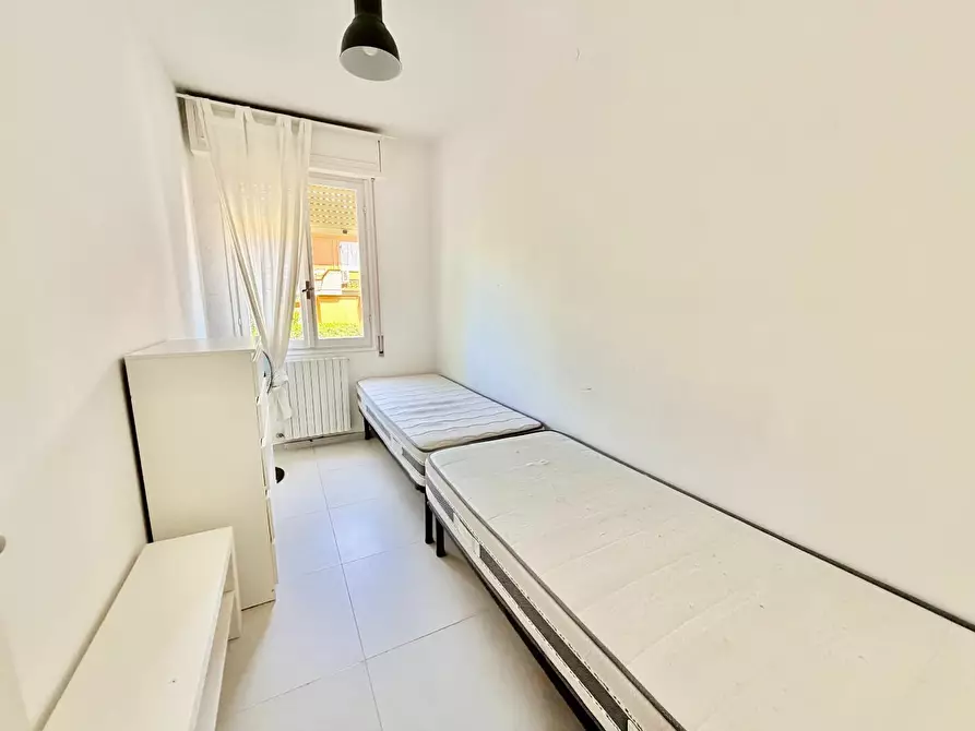 Immagine 3 di Appartamento in affitto  a Massa