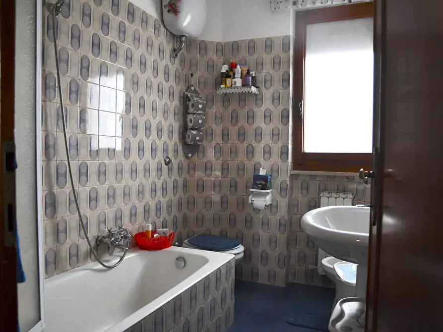 Immagine 12 di Appartamento in vendita  a Formia