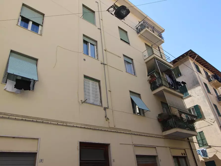 Immagine 17 di Appartamento in vendita  a La Spezia
