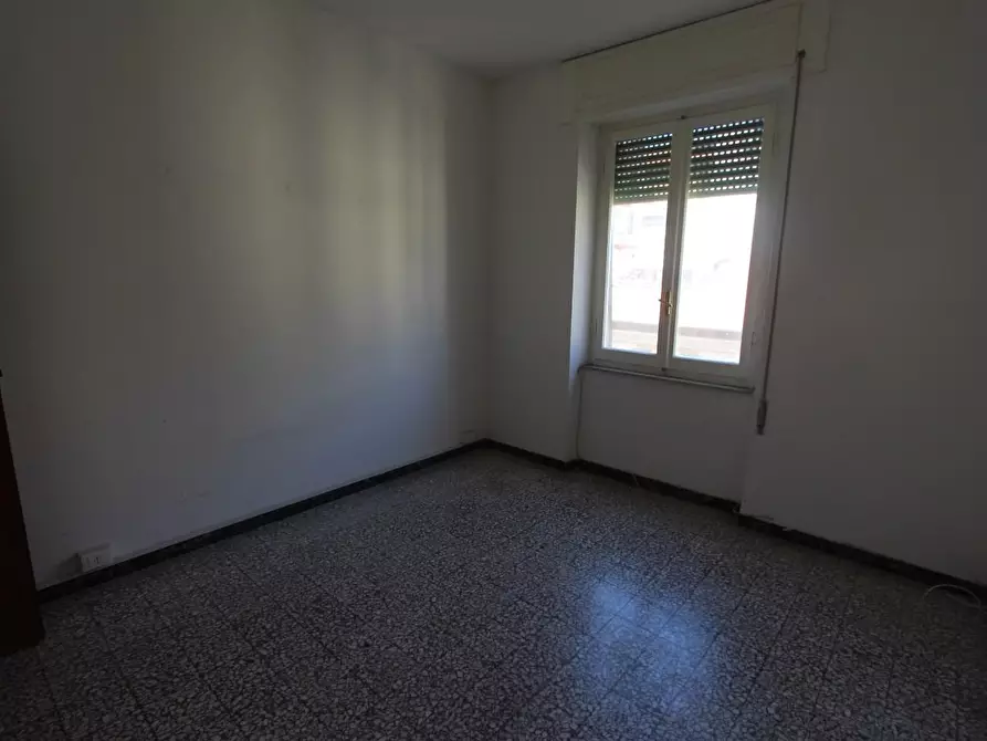 Immagine 11 di Appartamento in vendita  a La Spezia