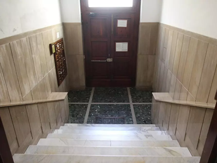 Immagine 15 di Appartamento in vendita  a La Spezia