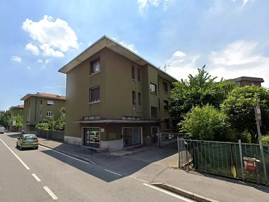 Immagine 2 di Appartamento in vendita  a Monza