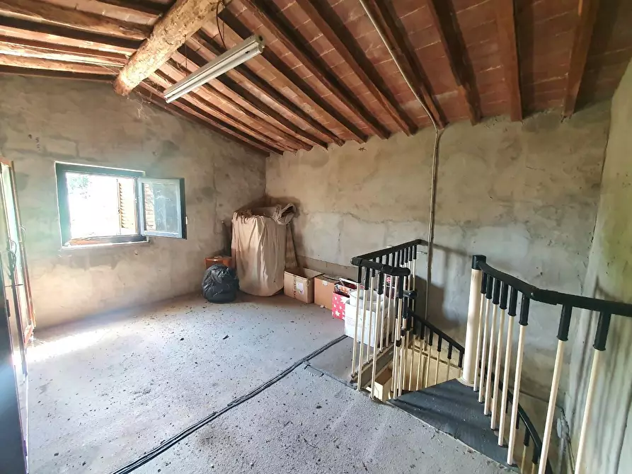 Immagine 57 di Casa semindipendente in vendita  a Capannori