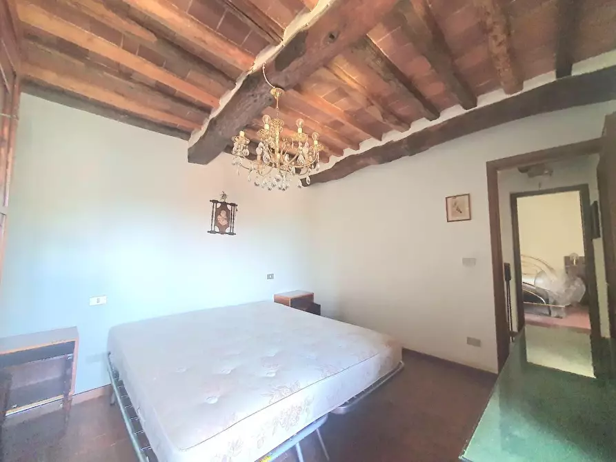 Immagine 22 di Casa semindipendente in vendita  a Capannori