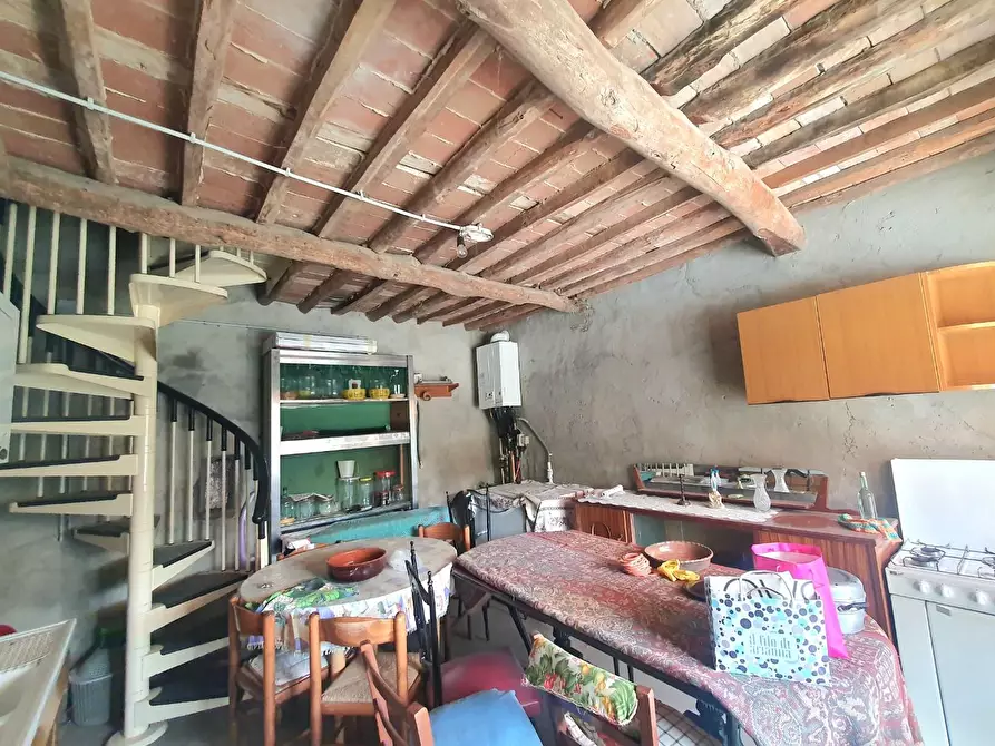 Immagine 55 di Casa semindipendente in vendita  a Capannori