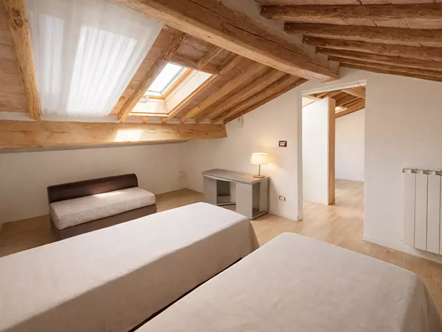 Immagine 13 di Appartamento in affitto  a Vicopisano