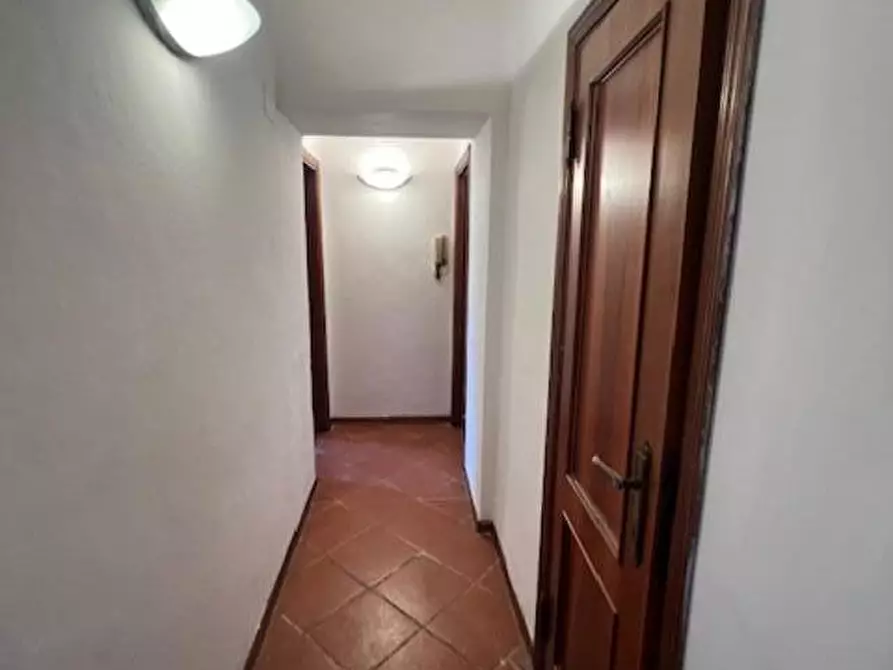 Immagine 14 di Appartamento in vendita  a Siena