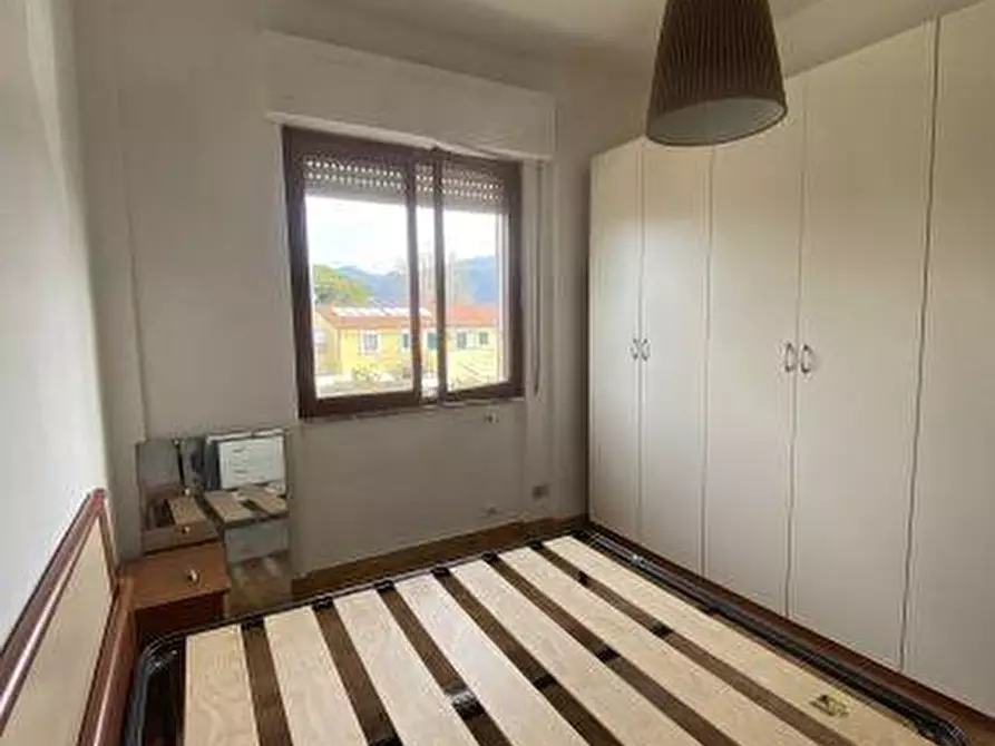 Immagine 2 di Appartamento in vendita  a Sarzana