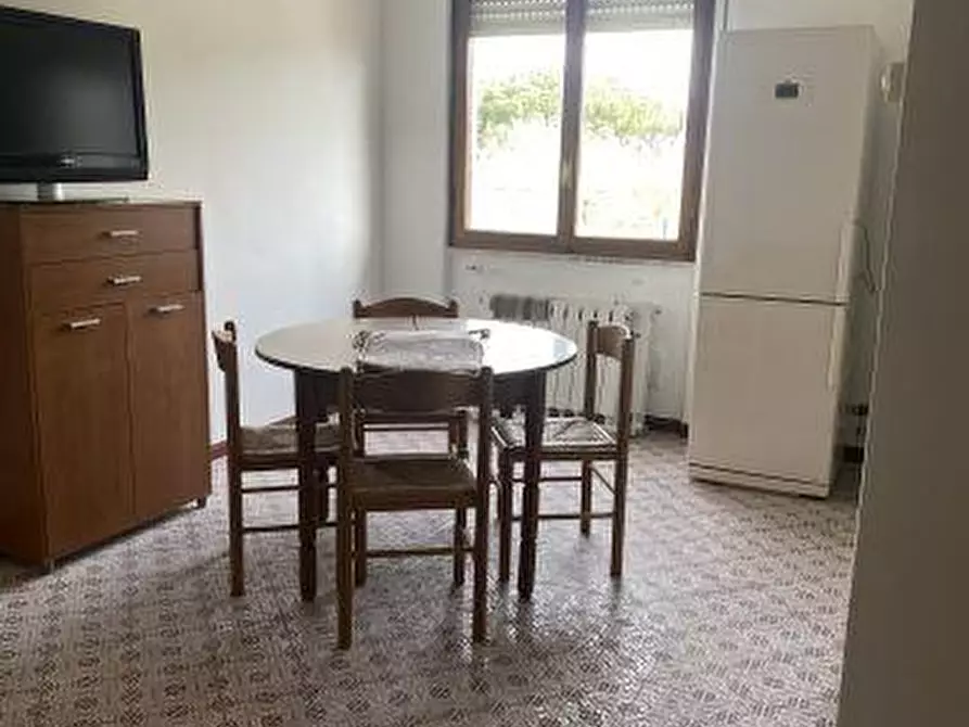 Immagine 1 di Appartamento in vendita  a Sarzana